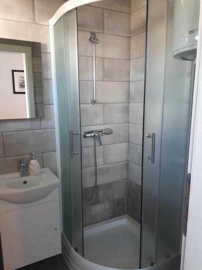 Apartmani Korina Starigrad Paklenica Eksteriør billede