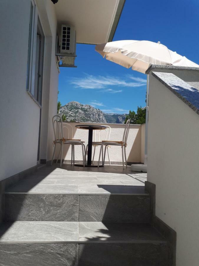 Apartmani Korina Starigrad Paklenica Eksteriør billede