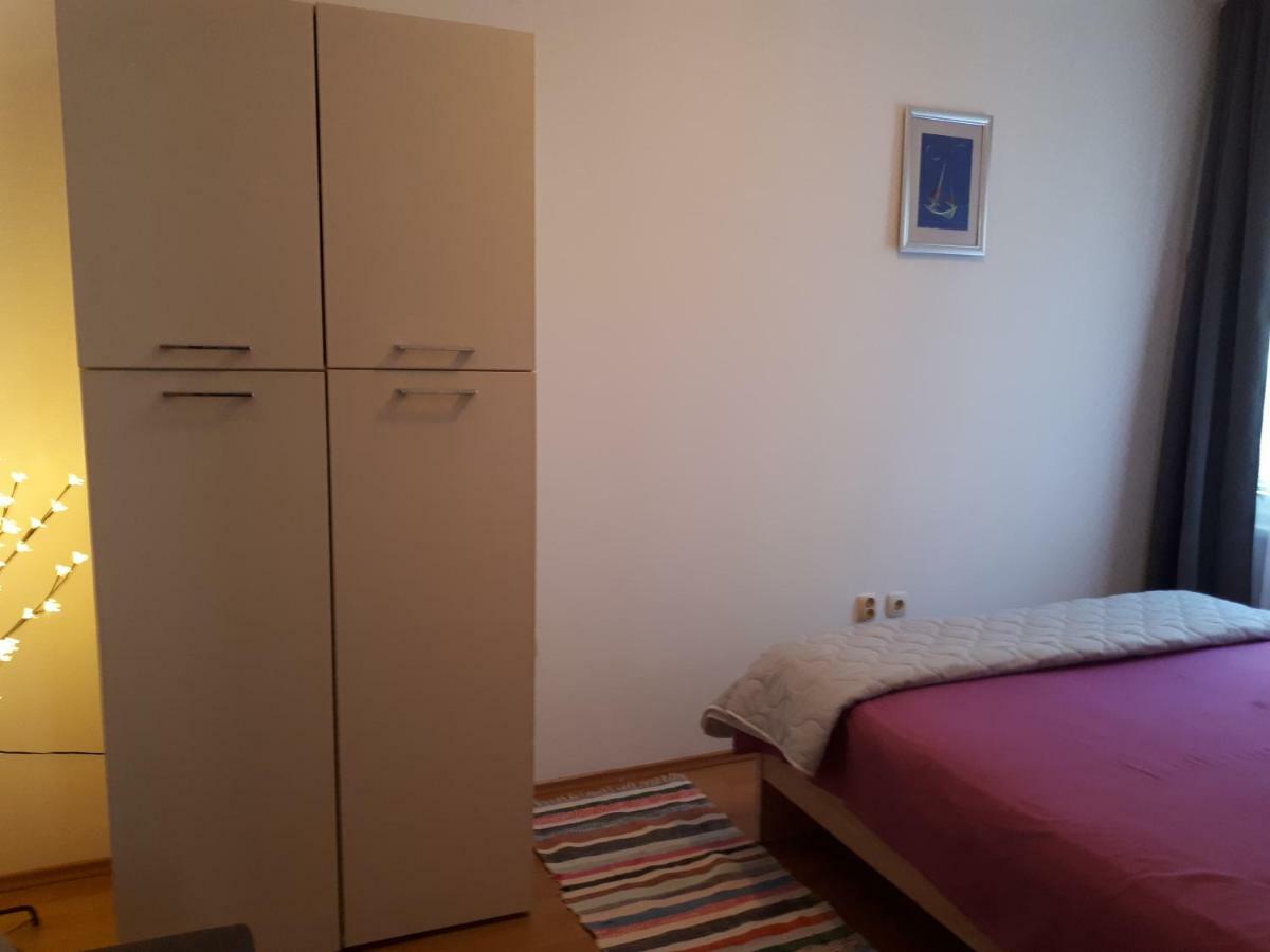 Apartmani Korina Starigrad Paklenica Eksteriør billede