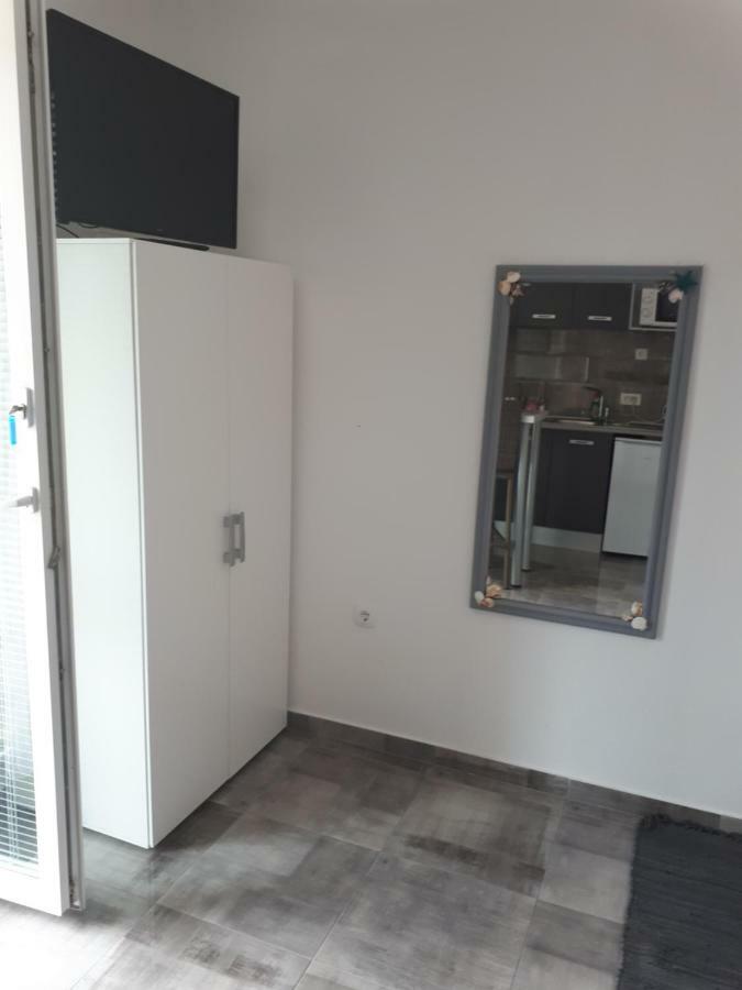 Apartmani Korina Starigrad Paklenica Eksteriør billede