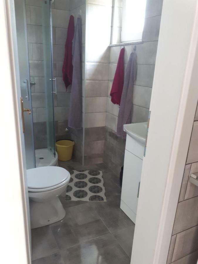 Apartmani Korina Starigrad Paklenica Eksteriør billede
