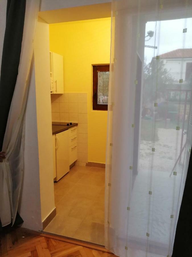 Apartmani Korina Starigrad Paklenica Eksteriør billede