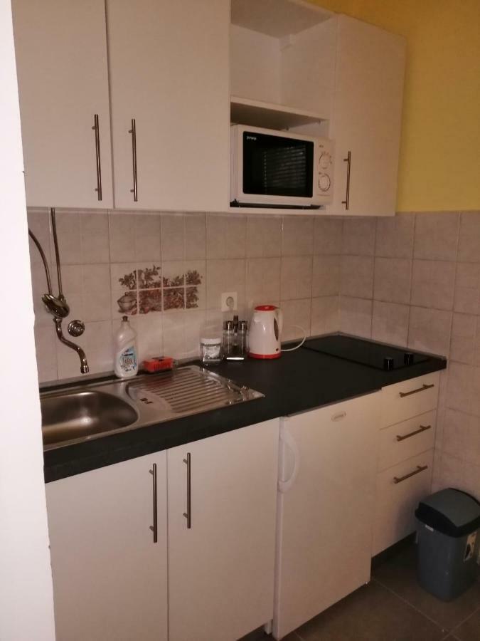 Apartmani Korina Starigrad Paklenica Eksteriør billede